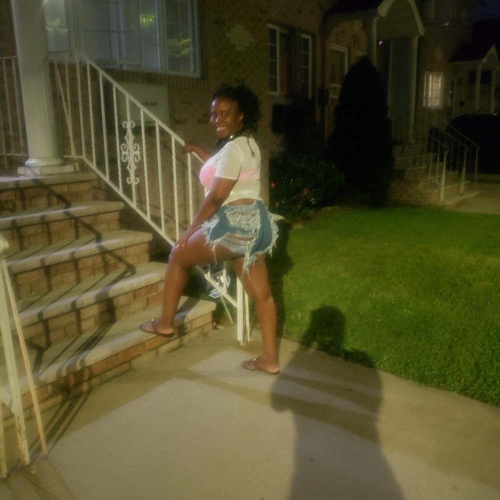 Meet your Posher, Leslyn